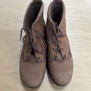 Timberland Boots Mens Size 9 Brown Leather Chukka Ankle Hiking Lace Up